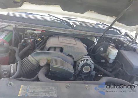 2008 Chevrolet Tahoe Ltz из США, поврежденный, VIN 1GNFC13068R121035